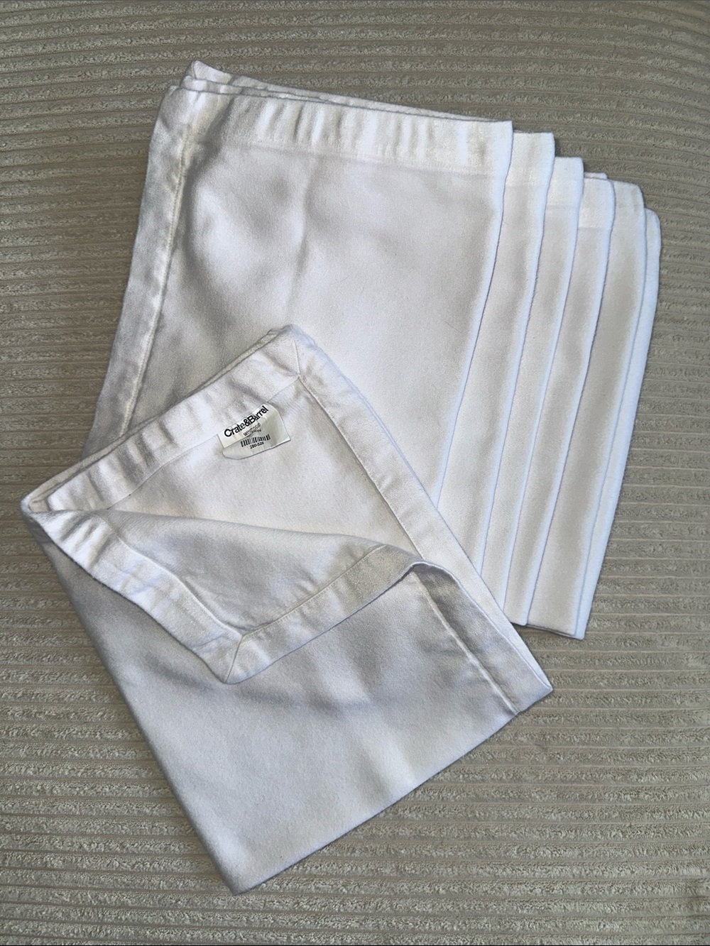 Crate&Barrel Windsor Napkin White Rectangular 16x20 in Set of 7